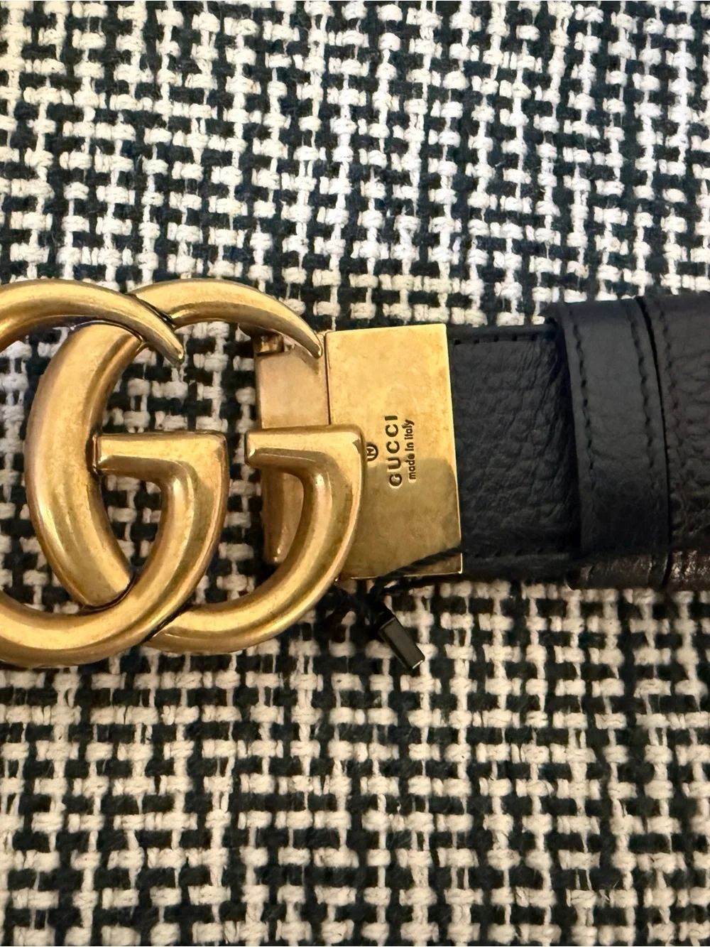 Gucci Men's reversible GG gold buckle brown and black size 100